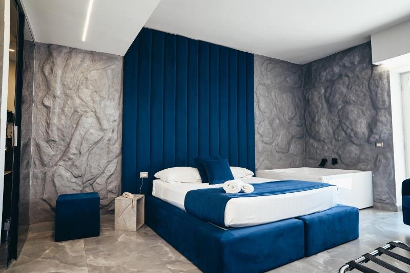 Junior Suite image 2