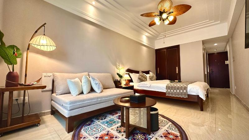 Xiamen Binbei Silver Lake Apartment - image 2