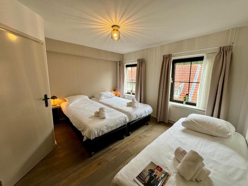 Luxury Triple Room image 1