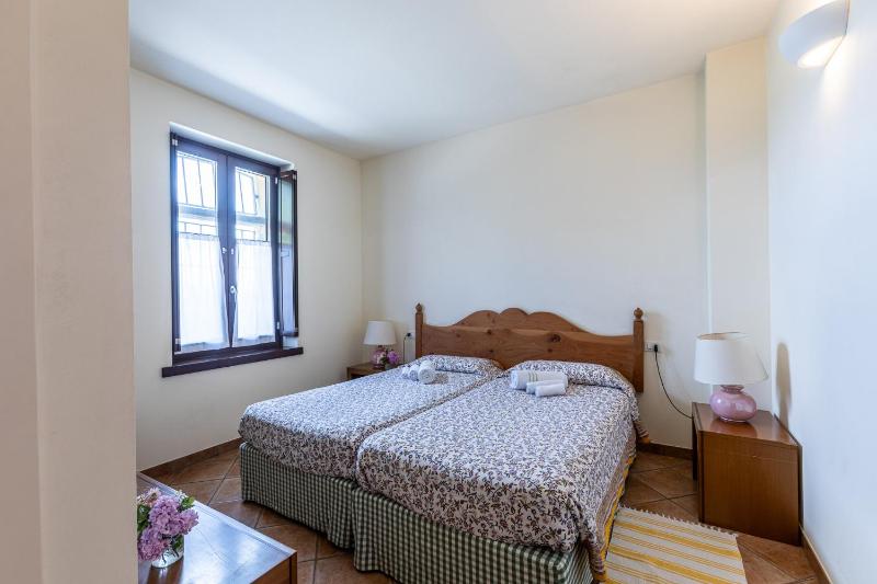Double Room image 4