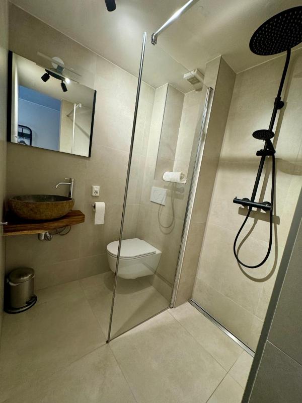 Standard Double Room image 2