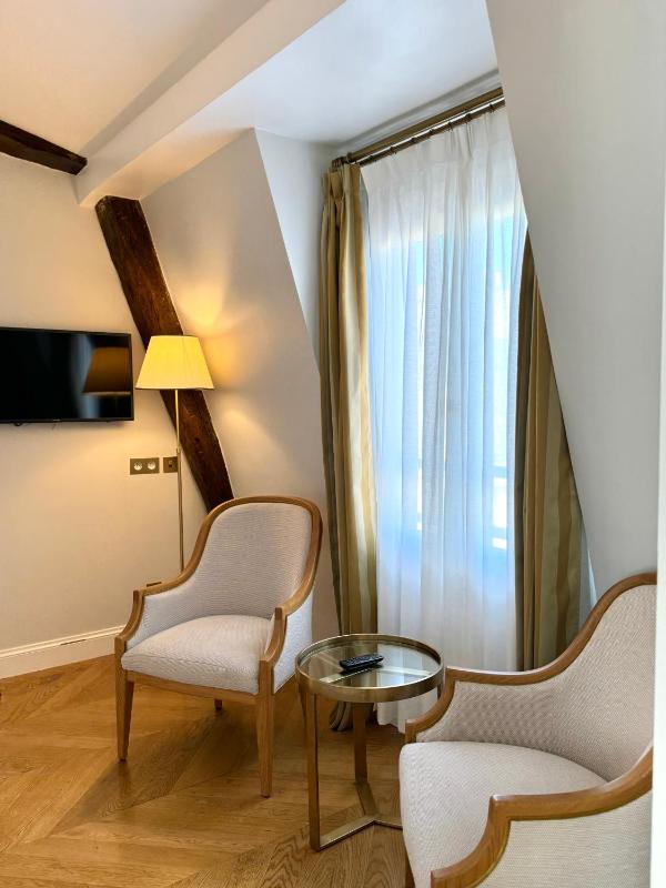 Junior Suite image 3