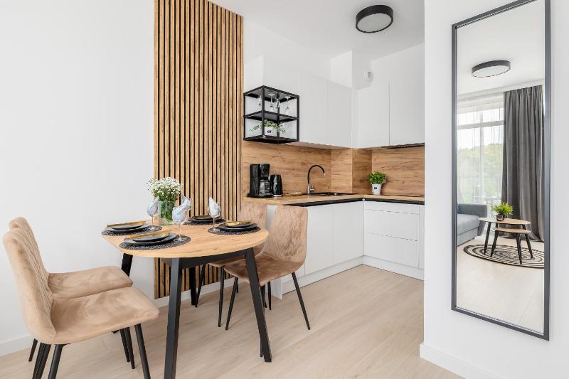Nadmorski Apartament z Parkingiem by Rent like home - image 35
