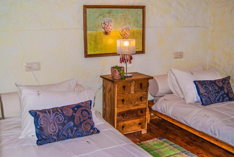 Four-Bedroom Villa (8 Adults) image 4