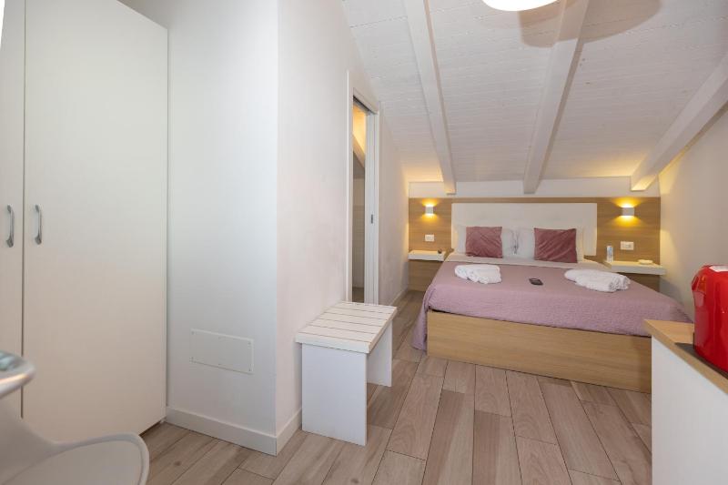 B&B Island Tropea -Sea View Rooms & Suites- - image 42