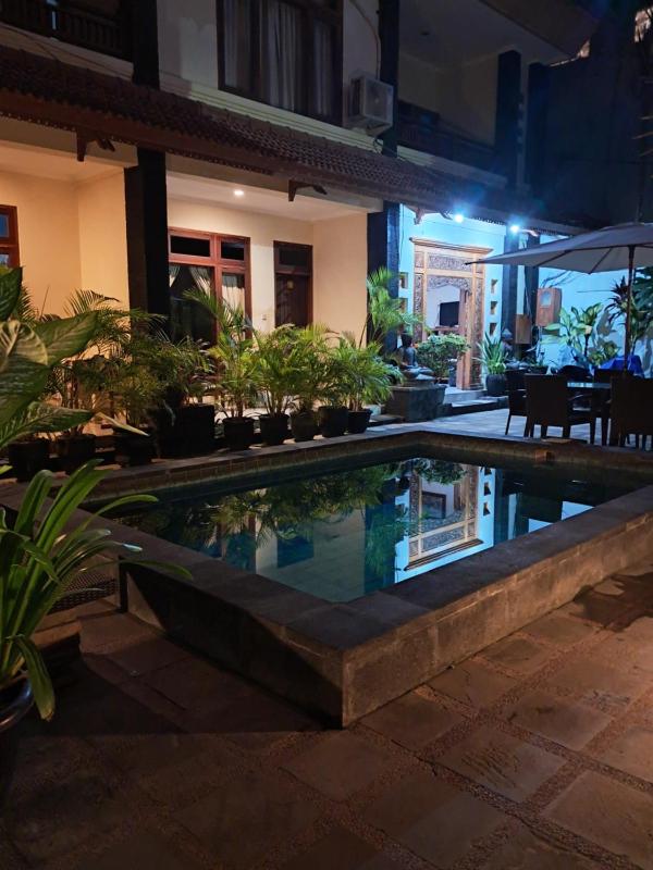 SURFARIS INN on poppies 2 - image 19