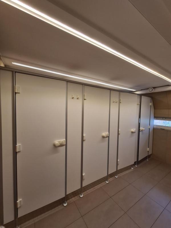 Triple Room with Shared Bathroom image 4