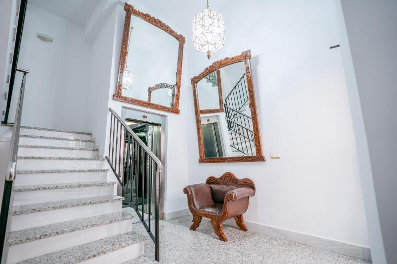 One-Bedroom Apartment (2 Adults + 2 Children) image 4