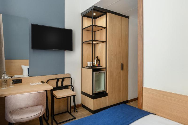 Comfort Single Room image 2