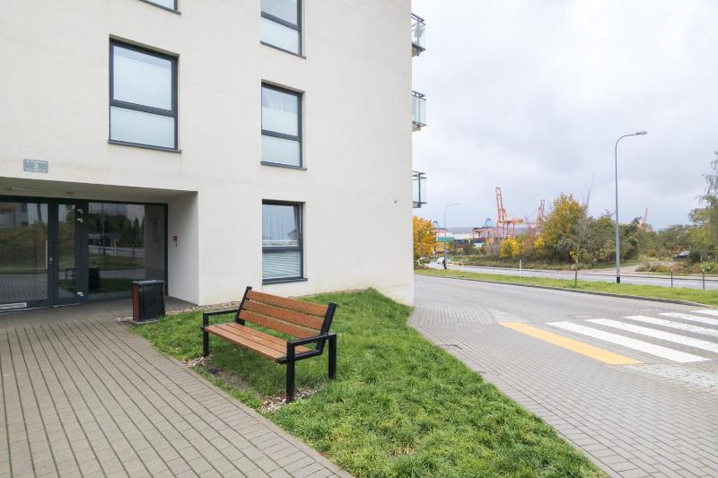 Stylish Two Bedroom Apartment Nasypowa by Noclegi Renters - image 17