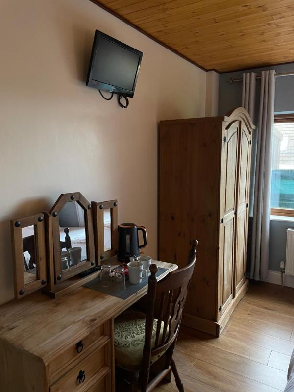 Deluxe Double Room image 2