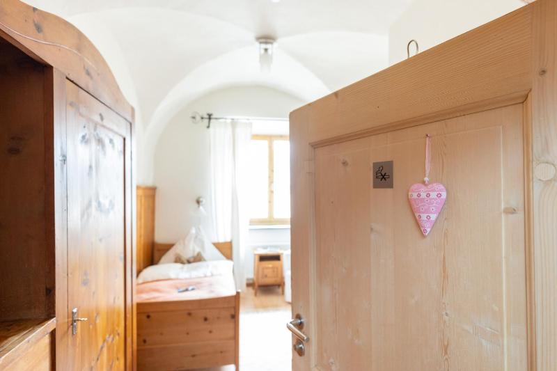 Single Room image 1