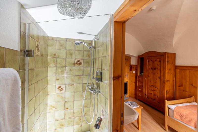 Single Room image 4