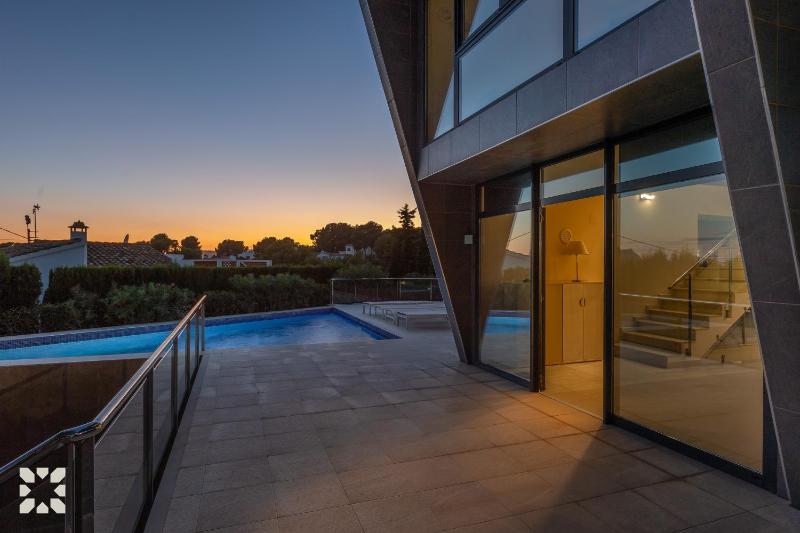 Villa Alex by Abahana Villas - image 24