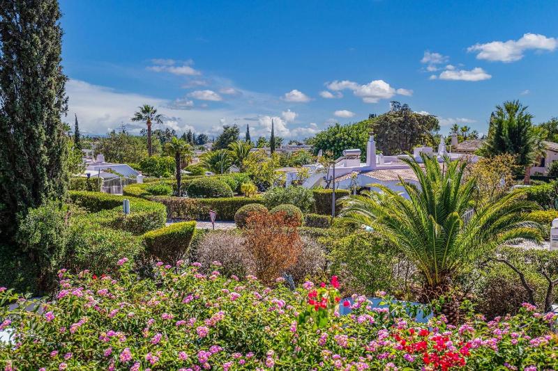 14B Quinta do Paraiso Amazing house located in t - image 22