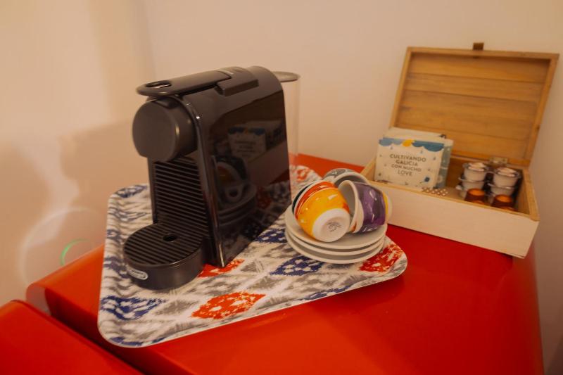 One-Bedroom Apartment image 2