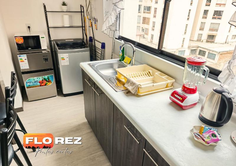 FLOREZ APT6 - Céntrico acogedor con calefacción - image 9