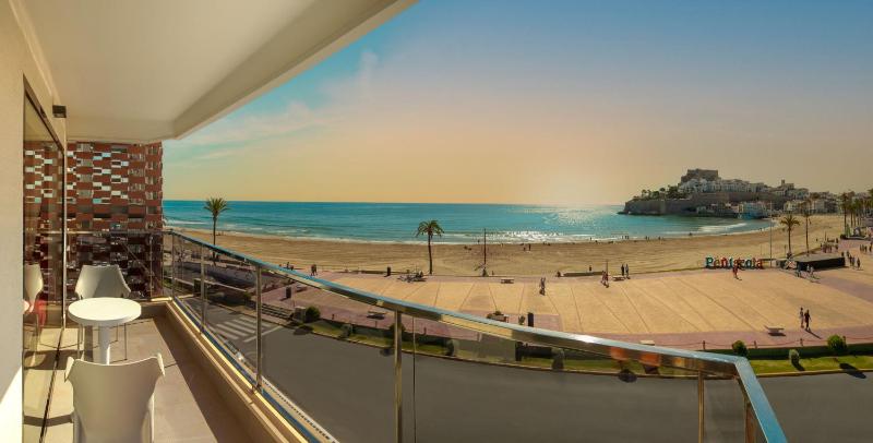 Double Room with Sea View and Terrace image 2