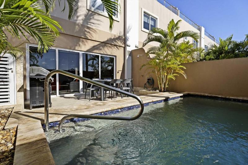 Eagle Beach- Private pool- LeVent townhome-LV130th - image 7