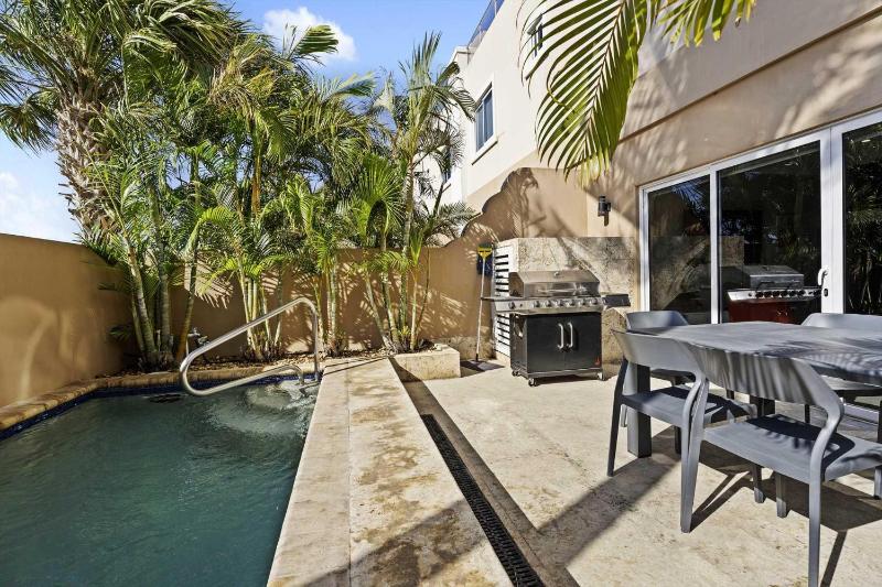 Eagle Beach- Private pool- LeVent townhome-LV130th - image 10