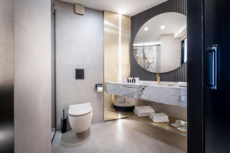 Grand Hotel Adriatic - image 6