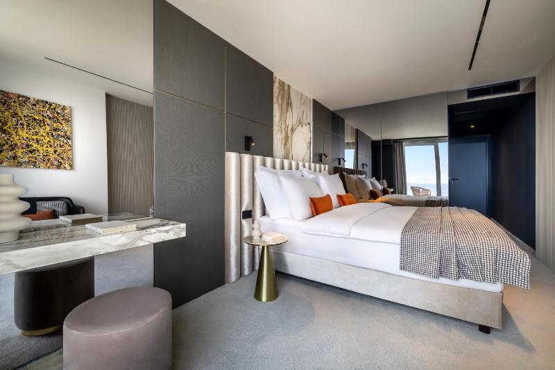 Grand Hotel Adriatic - image 8
