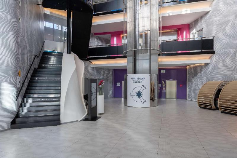 Park Inn by Radisson Amsterdam City West - image 13