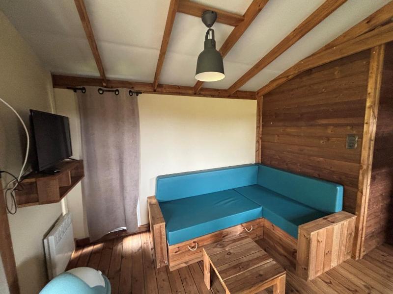 Mobile Home image 3