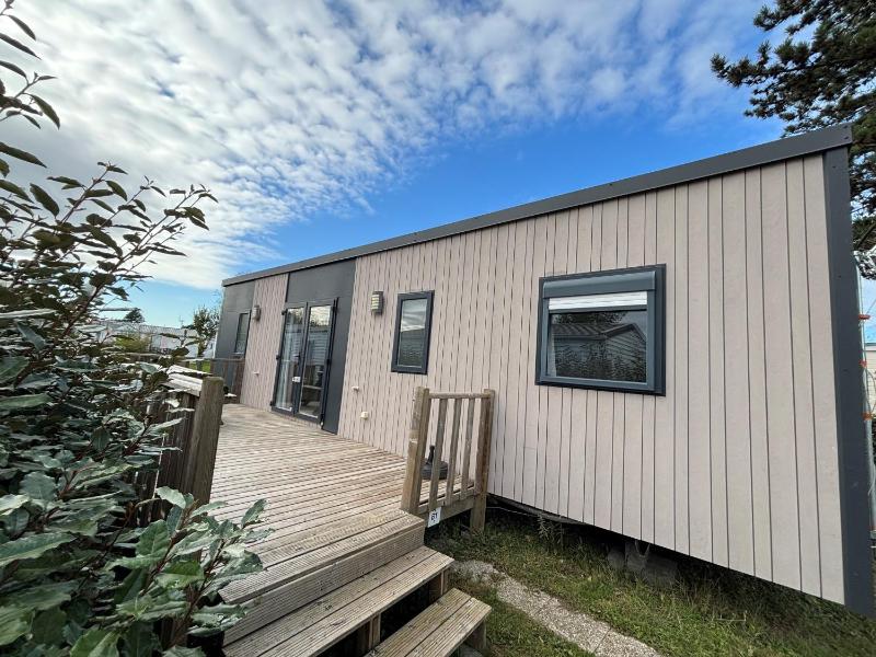 Mobile Home image 2