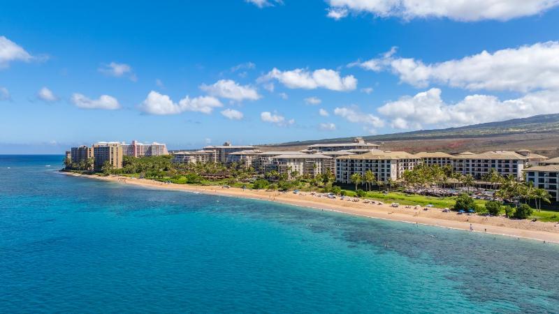 Wrap Around Lanai Oceanview Luxury Suite Hokulani 441 - image 7