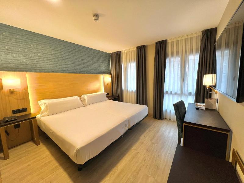 Hotel Zentral Ramiro I Oviedo - image 16