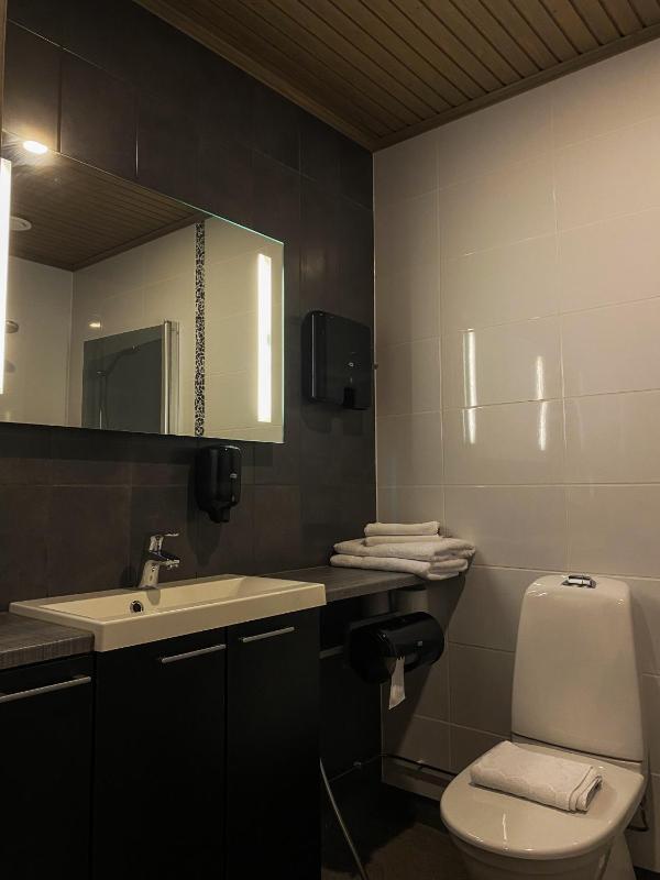 Double Room image 2