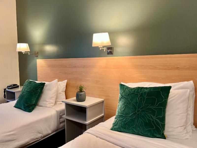 Double or Twin Room image 1