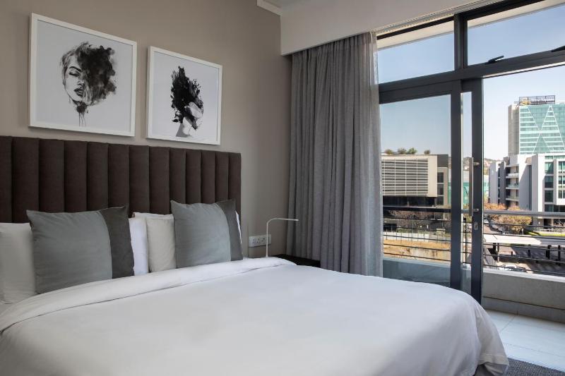 The Capital Trilogy Menlyn Maine Apartments - image 7