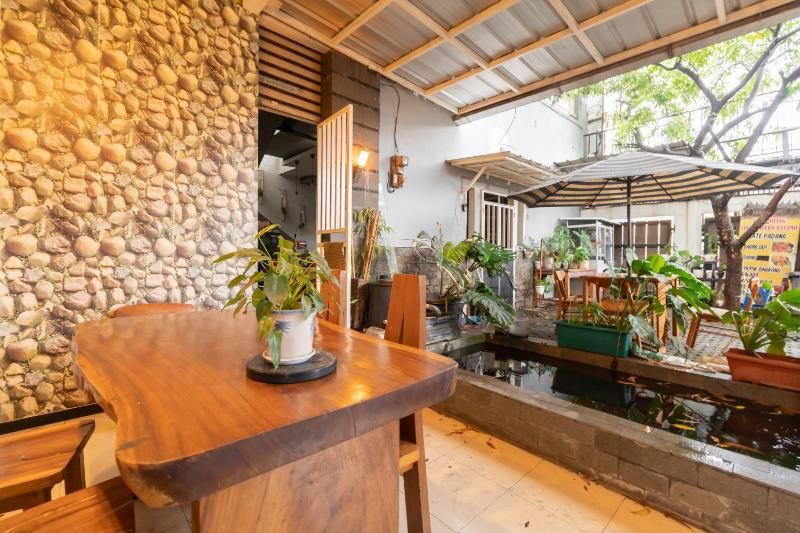 Safaraz Garden near Galaxy Bekasi Mitra RedDoorz - image 18