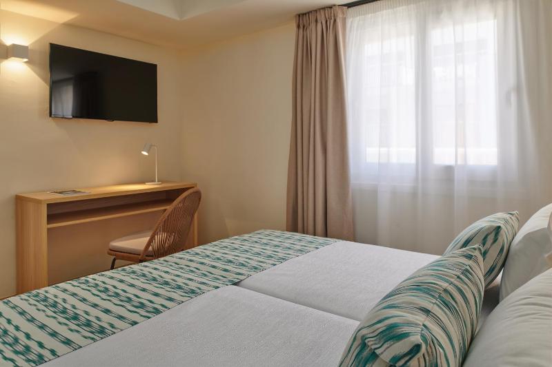 Two-Bedroom Apartment (2 Adults + 2 Children) image 3