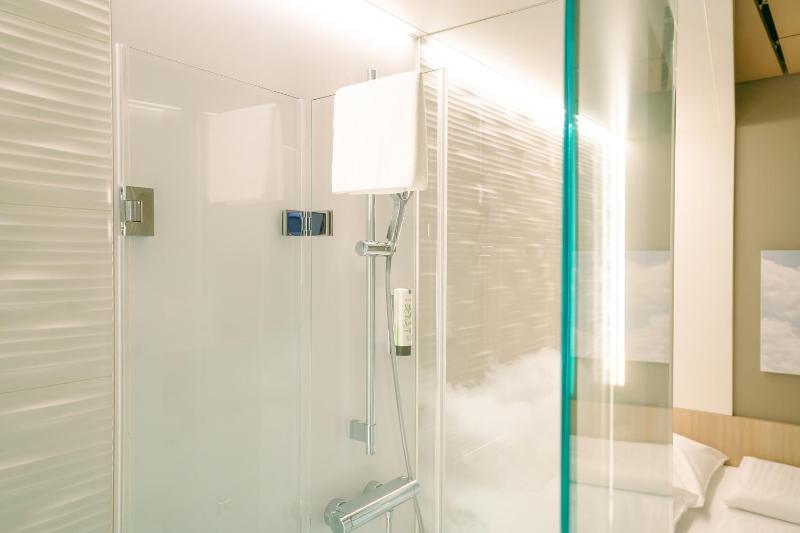 Economy Double Room Overnight ( 6 pm -8 am) image 3