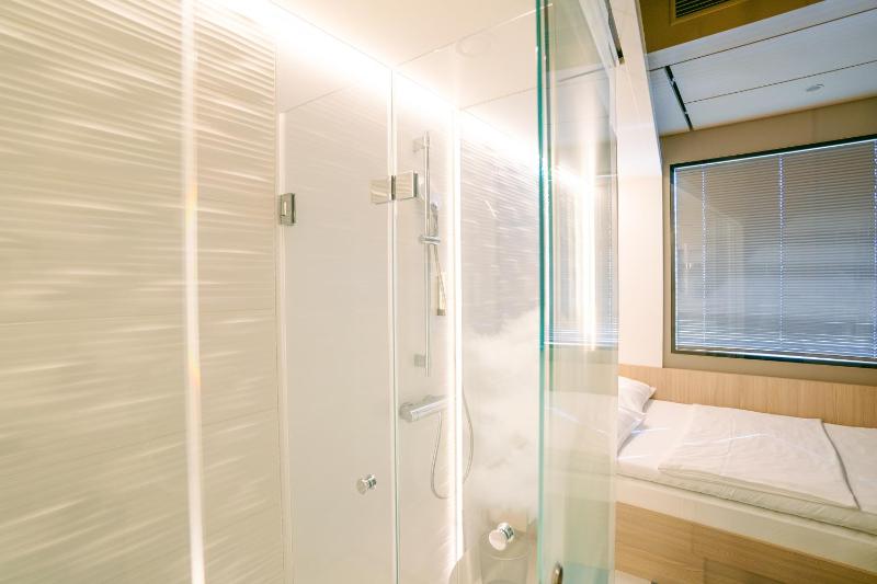 Single Room with View Overnight ( 6 pm -8 am) image 2