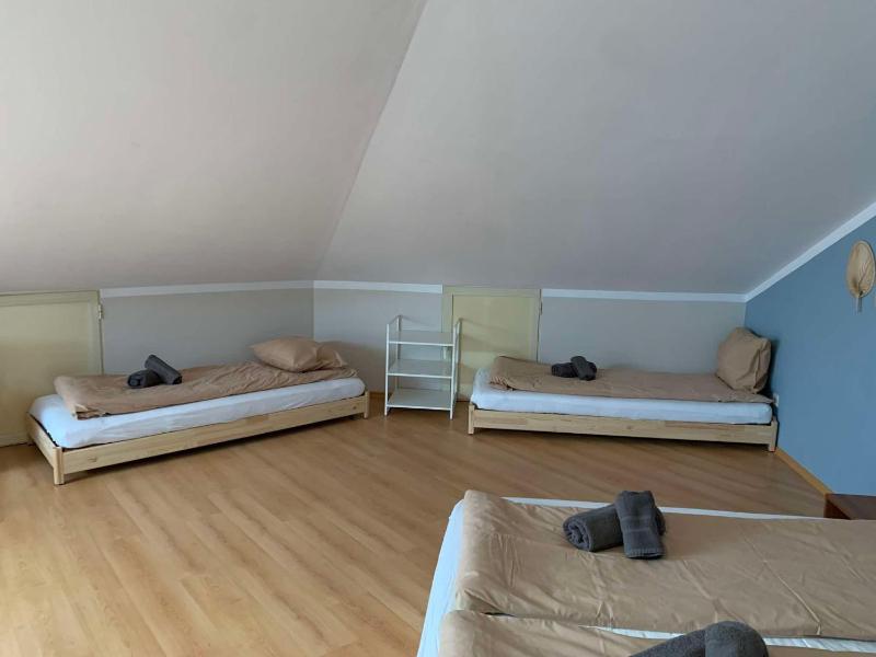 Studio Apartment image 3