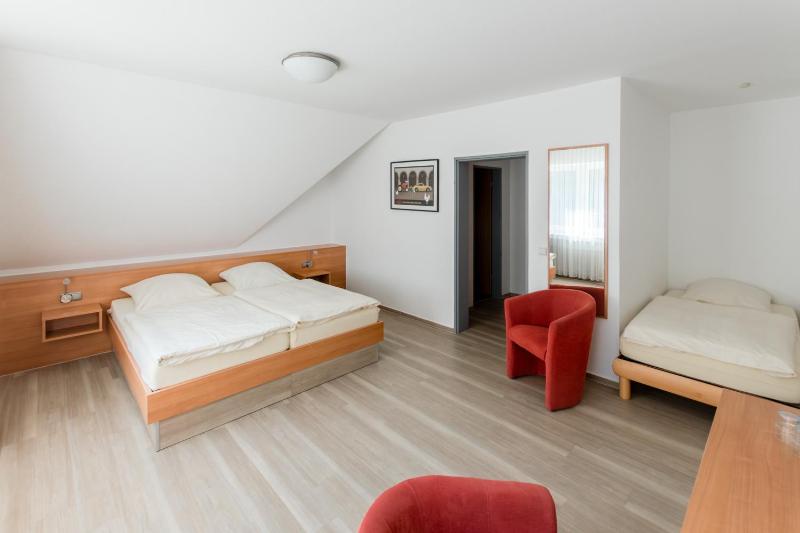 Triple Room image 1