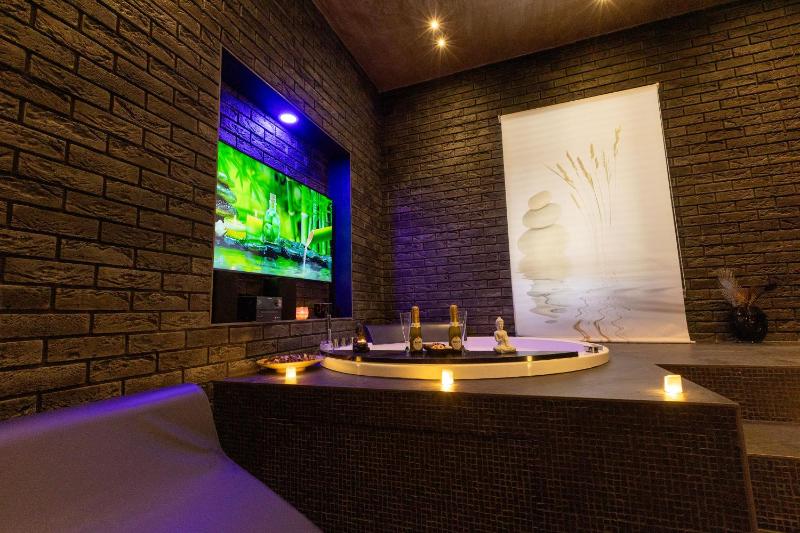 Lungomare Suite & Spa - image 12