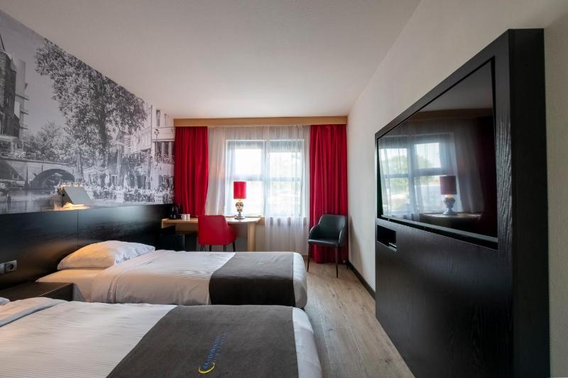 Comfort Twin Room image 3
