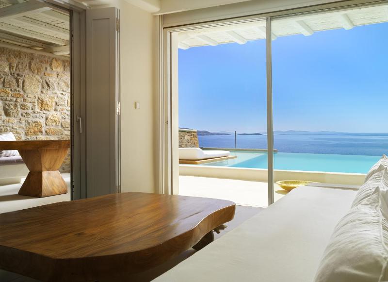 One-Bedroom Villa with Private Pool image 3