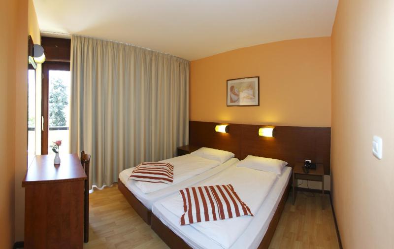 Economy Double or Twin Room image 1