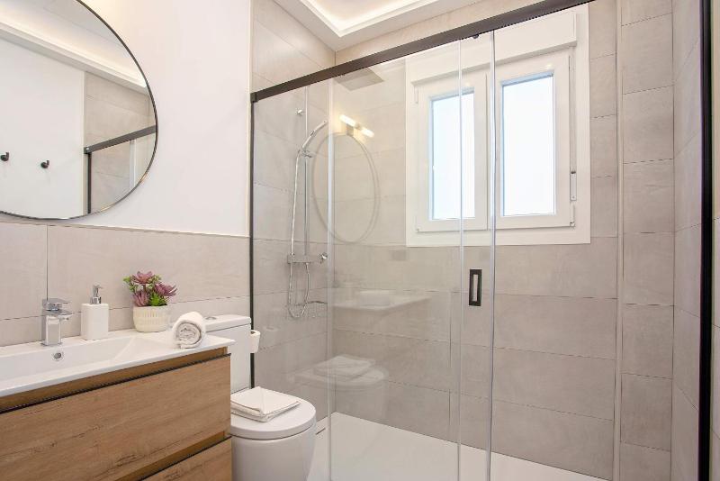 Genteel Home Teodosio - image 5