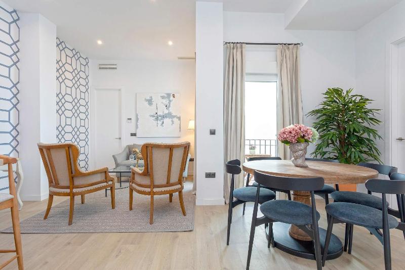 Genteel Home Teodosio - image 3