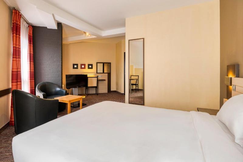 Triple Room image 1