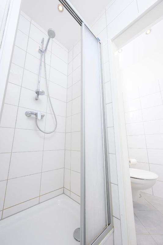 Spacious apartment in Graz for 6 people - image 7