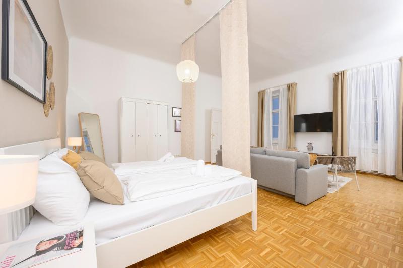 Spacious apartment in Graz for 6 people - image 41