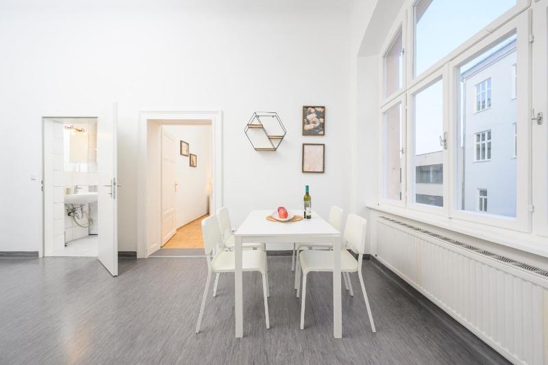 Spacious apartment in Graz for 6 people - image 11